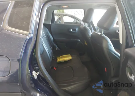 2018 Jeep Compass Trailhawk 4X4 z USA, uszkodzony, nr VIN 3C4NJDDBXJT174653